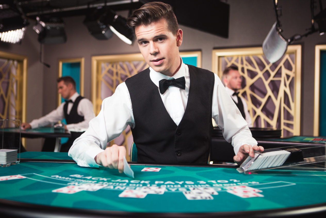 Зарплата крупье казино most played online casino game