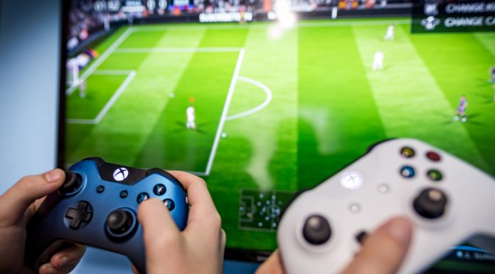 Как играть в FiFa 2015