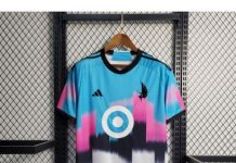 Стильная футболка для мужчины и женщины с логотипом любимой команды